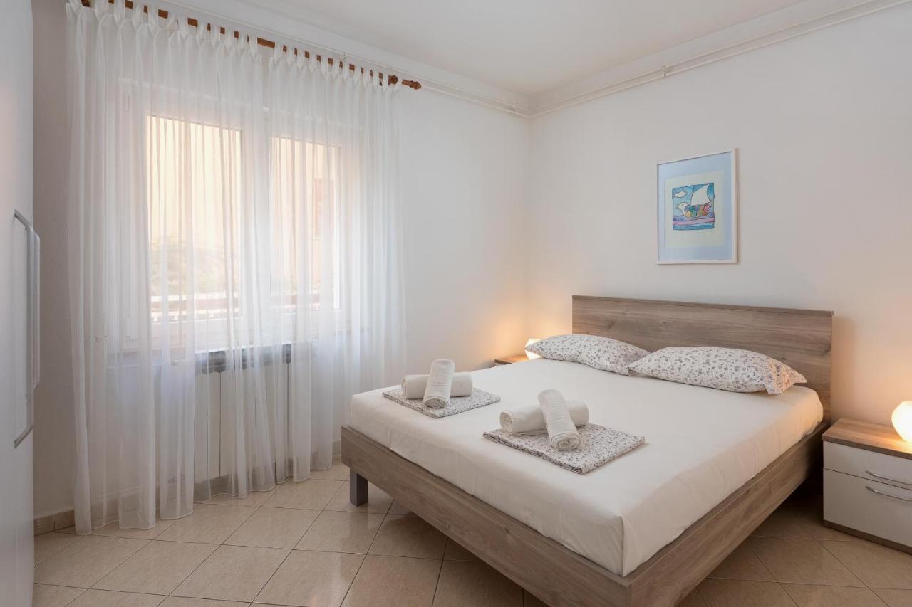 Marina Apartment Rabac Bagian luar foto