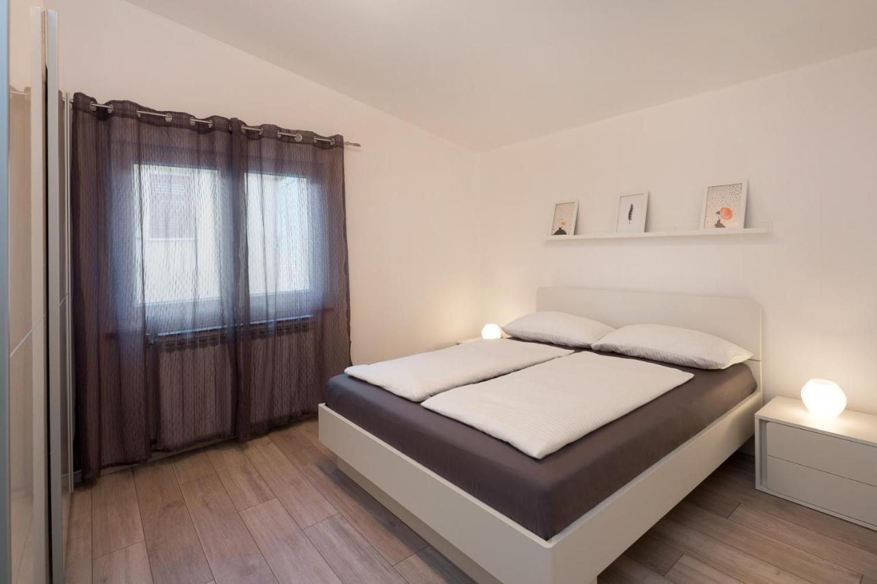 Marina Apartment Rabac Bagian luar foto